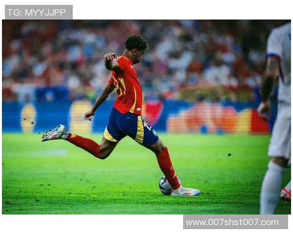 2018年足球明星盛典回顾与精彩瞬间全记录