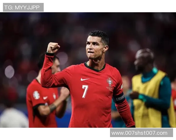 C罗足球服号码背后的故事与传奇成就解析