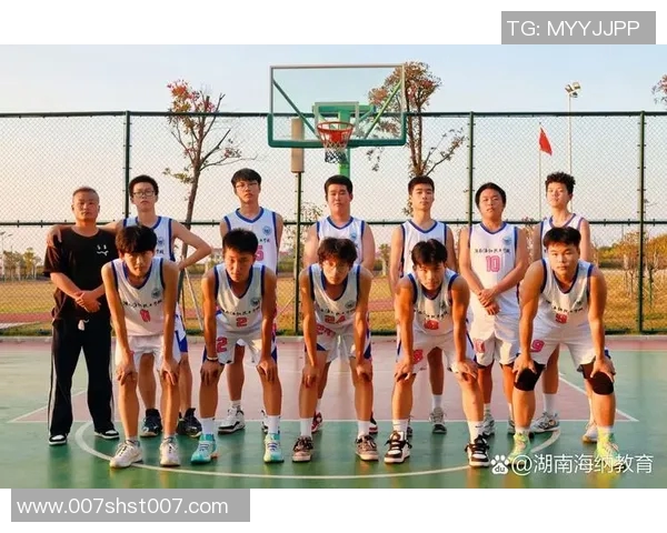 南京篮球队的拼搏之路在世锦赛中的荣耀与挑战