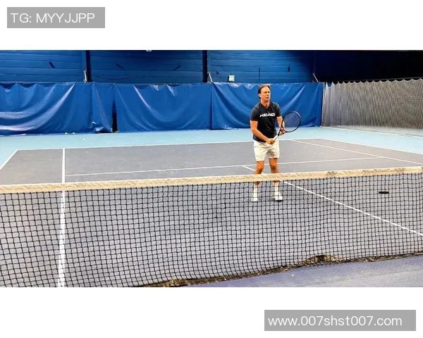 周敏独家分享网球心得与技巧助你提升球技的秘诀与经验总结