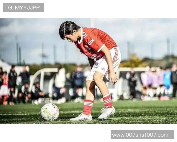 对话王磊:回顾足球生涯中的挑战与成就分享 对话王磊:回顾足球生涯中的挑战与成就分享