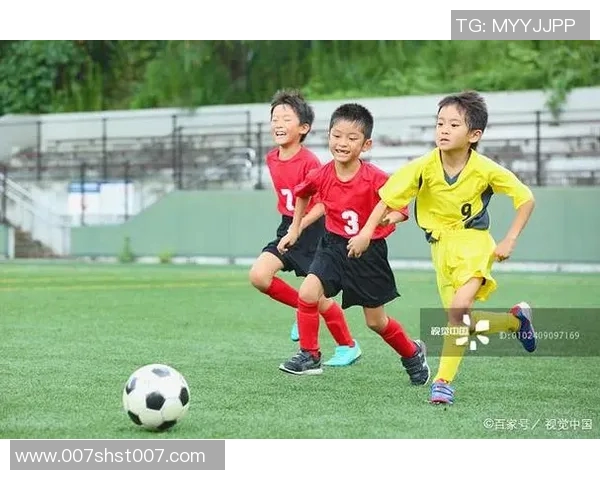 武汉足球队耐力提升之路探索与挑战分析 武汉足球队耐力提升之路探索与挑战分析