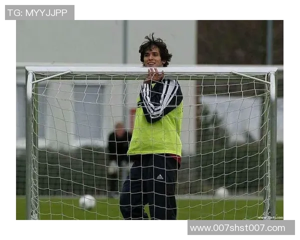 搞笑足球明星罗伊斯的趣事与精彩瞬间大揭秘